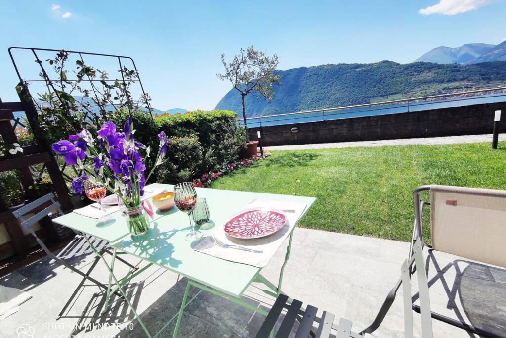 Gioiello Sul Lago D'Iseo Sale Marasino Exterior photo